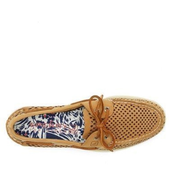 SPERRY Men's Brown Perforated Leather Boat Shoe 8 - Picture 3 of 8